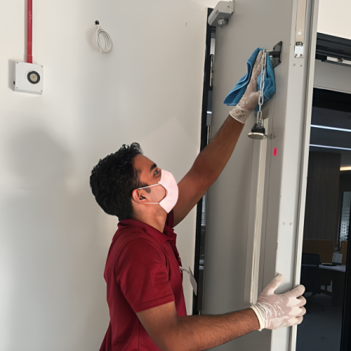 ETC - Door Cleaning